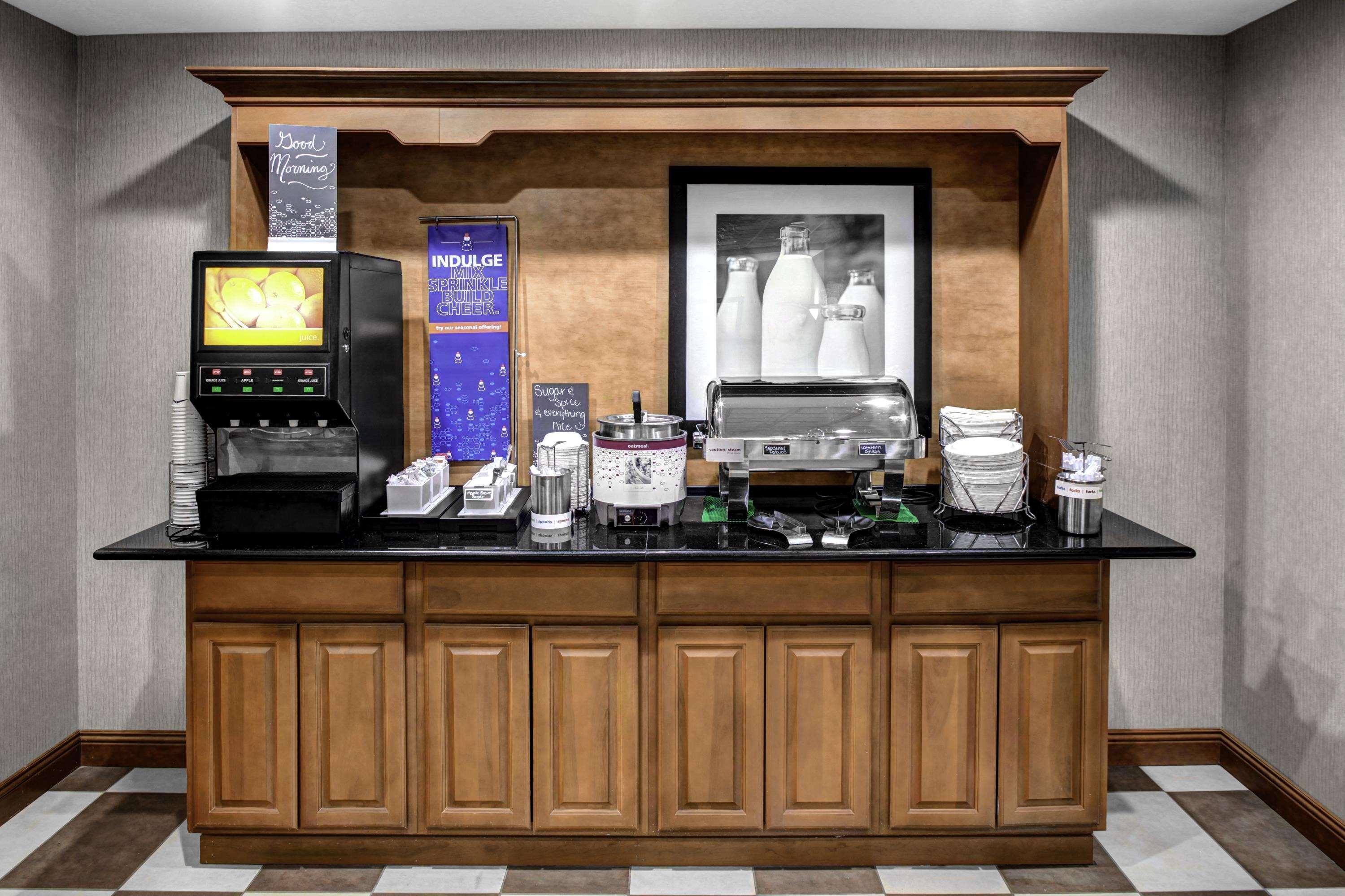Hampton Inn Coldwater Buitenkant foto